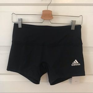 Adidas Spandex Black Shorts 4 Inches - Size M